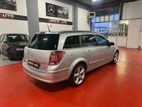 Usata Opel Astra Cosmo 89 CV (65 kW) 2008 Argento Station wagon