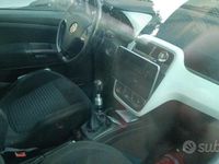 Usata Abarth Grande Punto 155 CV (114 kW) 2010 Bianco Utilitaria