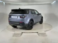 Usata Land Rover Discovery 5 SE Dynamic 163 CV (119 kW) 2022 Grigio argento palladio SUV
