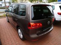 Usata VW Touran 105 CV (77 kW) 2014 Marrone Monovolume