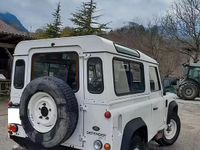 Usado Land Rover Defender 122 HP (89 kW) 2002 Branco Carrinha