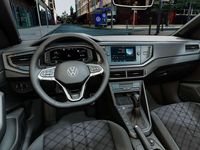 Nuova VW Taigo R-line Plus 116 CV (85 kW) 2026 Reflex silver metallizzato ner SUV