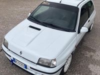 Usata Renault Clio 137 CV (100 kW) 1991 Bianco Berlina
