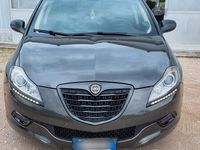 Usata Lancia Delta 120 CV (88 kW) 2011 Grigio Utilitaria