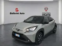 Usata Toyota Aygo X Trend 72 CV (52 kW) 2025 Grigio SUV