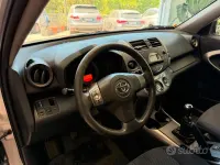Usata Toyota RAV4 Luxury 136 CV (100 kW) 2007 Grigio SUV