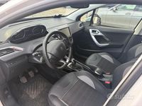 Usata Peugeot 2008 Allure 83 CV (61 kW) 2019 Bianco SUV