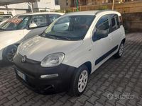 Usata Fiat Panda 4x4 S 74 CV (54 kW) 2013 Bianco Utilitaria