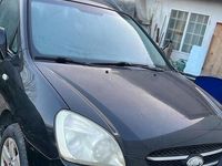 Usata Kia Carens 140 CV (102 kW) 2009 Nero Monovolume