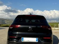 Usata VW Golf VIII Life 116 CV (85 kW) 2021 Nero Berlina