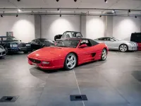 Usata Ferrari F355 379 CV (278 kW) 1997 Rosso Cabrio