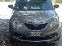 Usata Lancia Ypsilon 95 CV (69 kW) 2018 Grigio Utilitaria