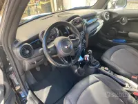 Usata Mini ONE 75 CV (55 kW) 2018 Nero Utilitaria