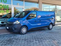 Usata Opel Vivaro Edition 145 CV (106 kW) 2018 Blu/azzurro Monovolume
