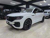 Usata VW Touareg R-line 231 CV (169 kW) 2022 Bianco SUV