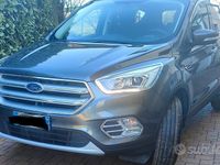 Usata Ford Kuga 120 CV (88 kW) 2019 Grigio SUV