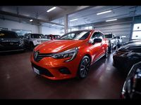 Usata Renault Clio V Intens 90 CV (66 kW) 2022 Grigio chiaro