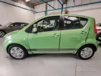 Usata Opel Agila Enjoy 86 CV (63 kW) 2008 Verde Utilitaria