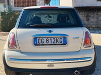 Usata Mini ONE 90 CV (66 kW) 2003 Bianco Utilitaria