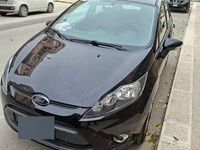 Usata Ford Fiesta 97 CV (71 kW) 2012 Blu Utilitaria