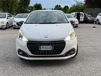 Usata Peugeot 208 Active 81 CV (59 kW) 2018 Bianco Utilitaria