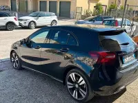 Usata Mercedes A200 136 CV (100 kW) 2016 Nero Utilitaria