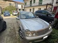 Usata Mercedes C220 Avantgarde 150 CV (110 kW) 2005 Grigio Berlina