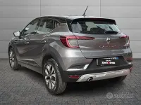 Usata Renault Captur 116 CV (85 kW) 2020 Grigio SUV