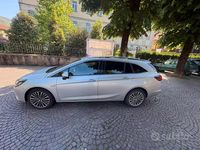 Usata Opel Astra Innovation 136 CV (100 kW) 2016 Grigio Station wagon