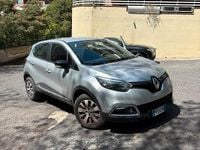 Usata Renault Captur Zen 90 CV (66 kW) 2015 Grigio SUV