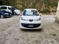 Käytetty Peugeot 107 68 HP (50 kW) 2008 Valkoinen Viistoperä