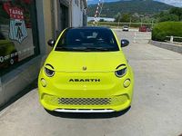 Usata Abarth 500e Scorpionissima 113 kW (154 CV) 2023 Verde Utilitaria