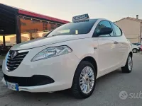 Usata Lancia Ypsilon S 95 CV (69 kW) 2015 Bianco Utilitaria