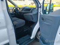 Usata Ford Transit 131 CV (96 kW) 2018 Bianco Furgone