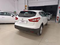 Usata Nissan Qashqai Acenta 117 CV (86 kW) 2014 Bianco SUV