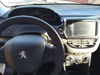 Usata Peugeot 208 75 CV (55 kW) 2017 Bianco Utilitaria