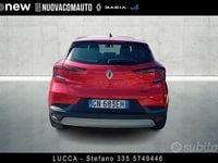 Usata Renault Captur Equilibre 145 CV (106 kW) 2023 Rosso dinamico SUV