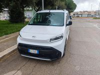 Usata Toyota Proace Verso 100 CV (73 kW) 2023 Bianco Monovolume