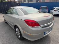 Usata Opel Astra Cabriolet Cosmo 115 CV (84 kW) 2009 Grigio Cabrio