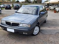 Usata Lancia Dedra 105 CV (77 kW) 1993 Grigio Berlina