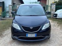Usata Lancia Ypsilon S 95 CV (69 kW) 2016 Blu Utilitaria