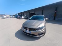 Usata Fiat Tipo Lounge 120 CV (88 kW) 2017 Marrone Berlina
