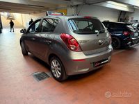 Usata Hyundai i20 86 CV (63 kW) 2012 Grigio Utilitaria