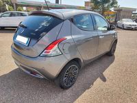 Usata Lancia Ypsilon Gold 69 CV (50 kW) 2020 Grigio Utilitaria