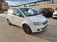 Usata Fiat Idea 90 CV (66 kW) 2006 Bianco Monovolume