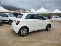 Usata Fiat 500e Action 69 kW (95 CV) 2021 Bianco Berlina