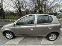 Usata Toyota Yaris 2005 Grigio Utilitaria