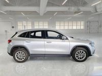 Usata Mercedes GLA200 Business 150 CV (110 kW) 2022 Iridiumsilver, metallic paint SUV