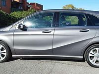 Usata Mercedes B180 Premium 109 CV (80 kW) 2016 Grigio Monovolume