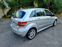 Usata Mercedes B180 109 CV (80 kW) 2011 Grigio Utilitaria